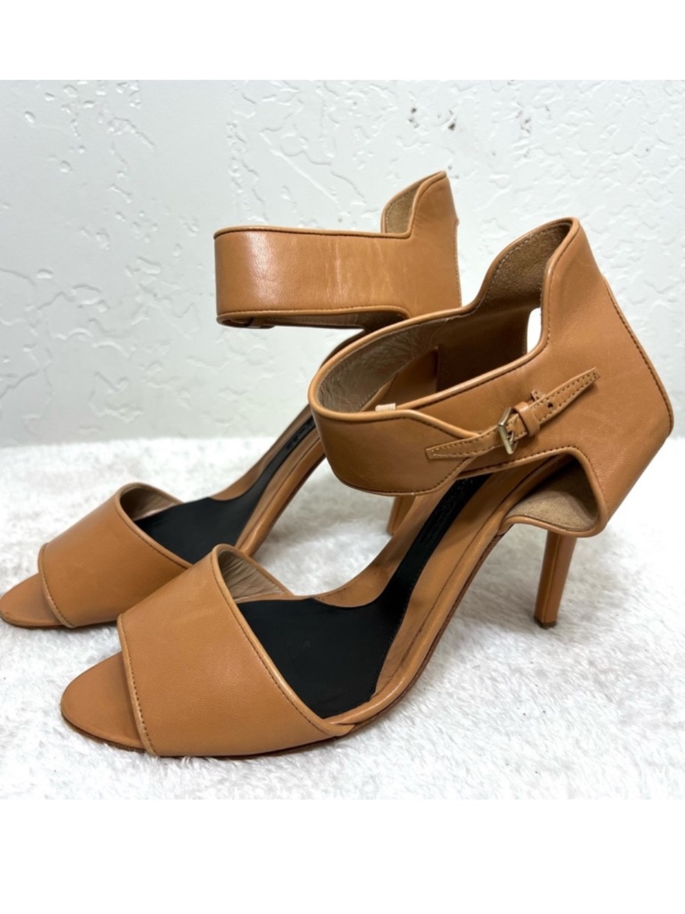 Narciso Rodriguez leather heels ankle strap open toe light brown Size 39